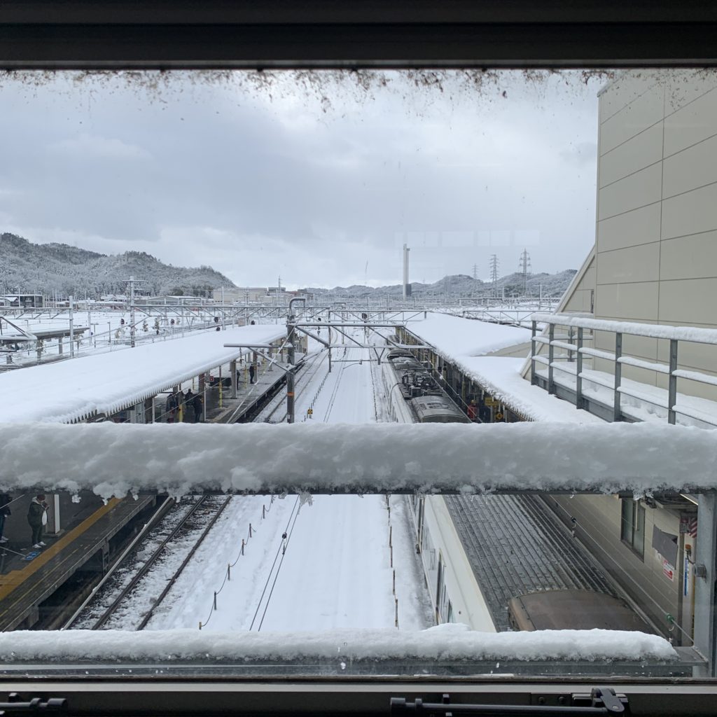 関ケ原と米原の雪